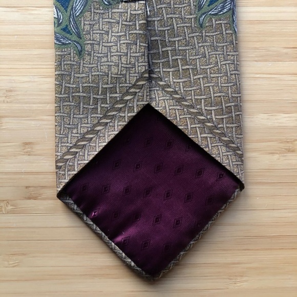 LDM Silk Tie Made In Italy! Bold Floral Pattern! - Picture 5 of 7